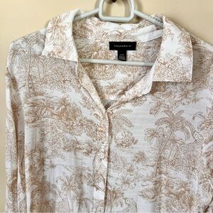 Tamara H Jungle Themed Beige and White Button-Up Blouse Sz M